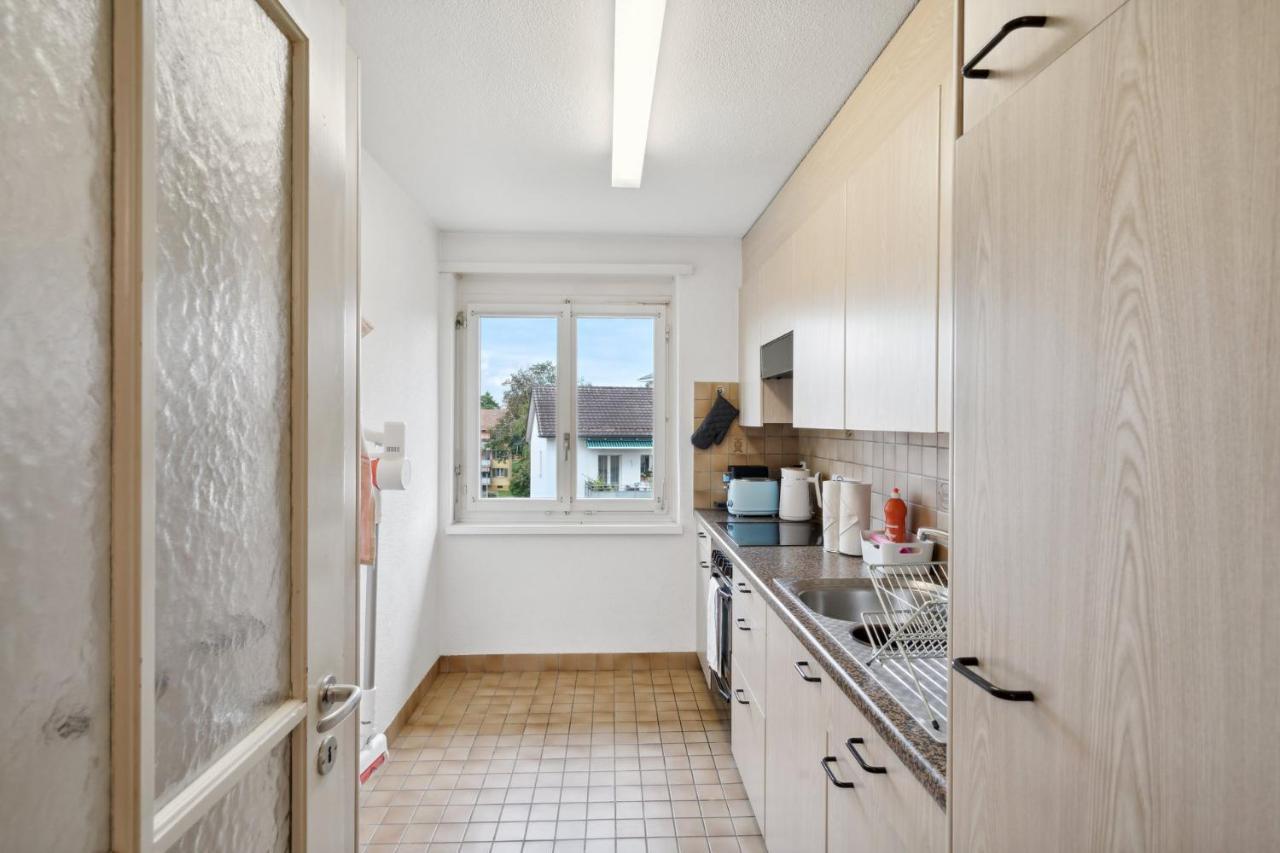 Affordable Comfort In Zurich Apartment Exterior photo