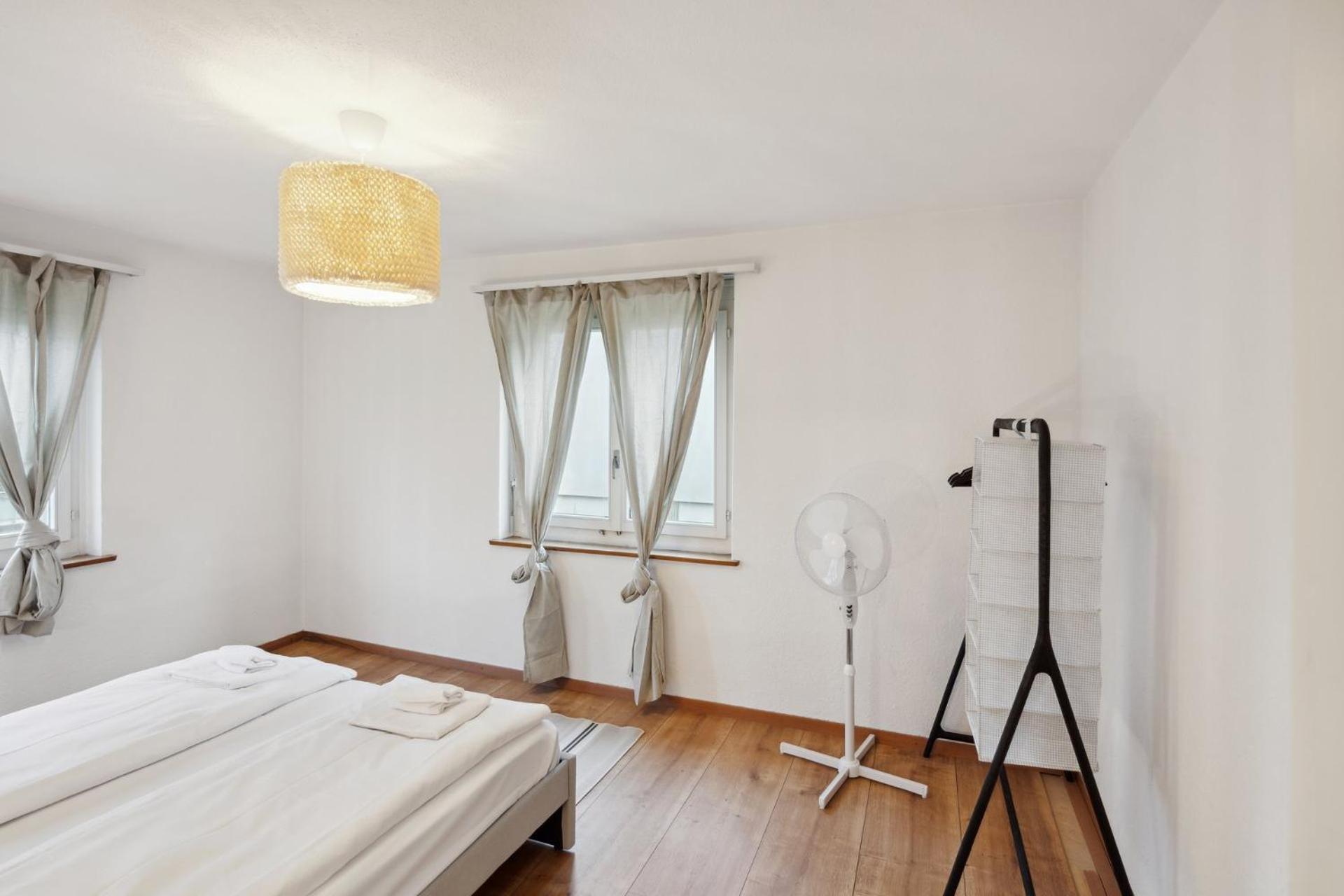 Affordable Comfort In Zurich Apartment Exterior photo