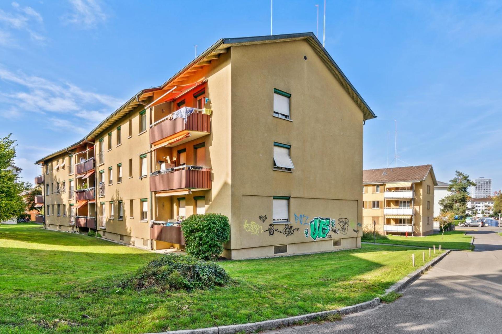 Affordable Comfort In Zurich Apartment Exterior photo